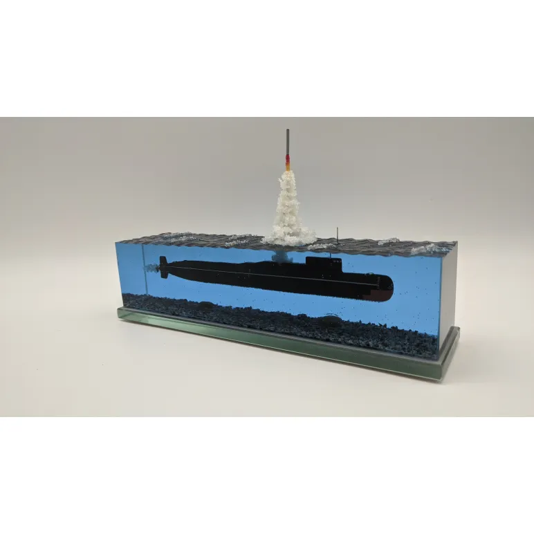 Модель подводной лодки проект 667Б "Мурена"