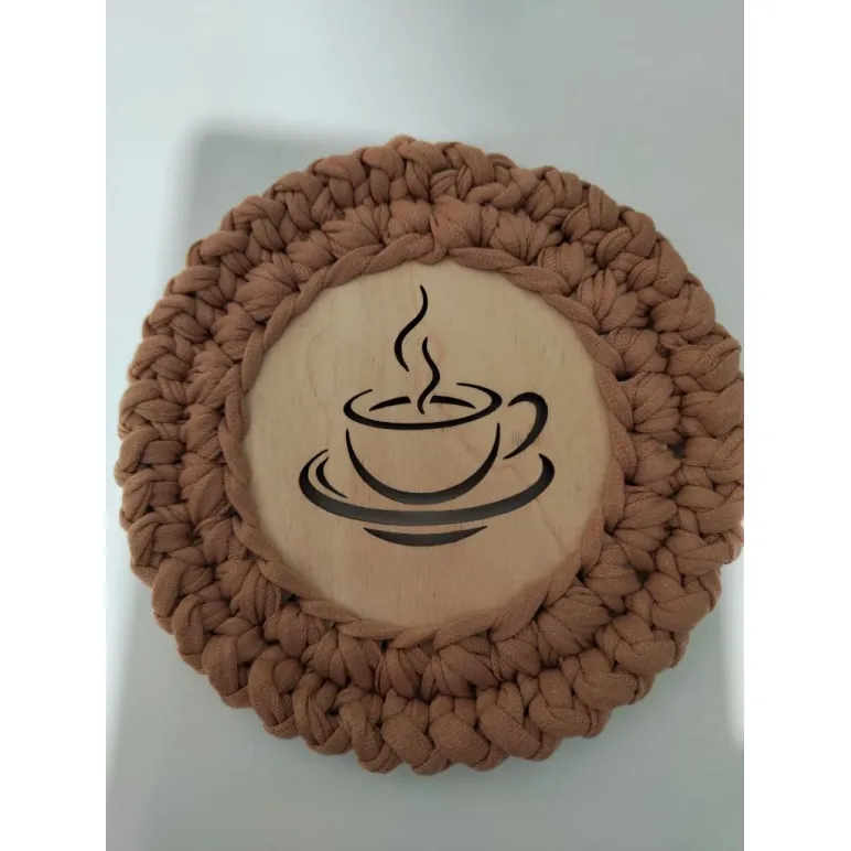 ​Декоративная подставка под горячее ручной работы