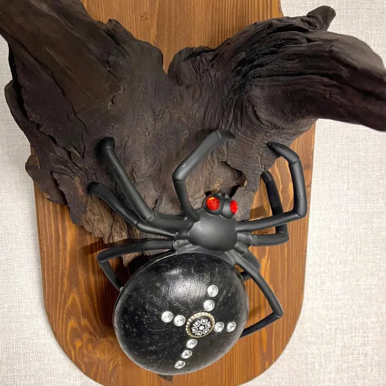 Настенное бра «Паук»