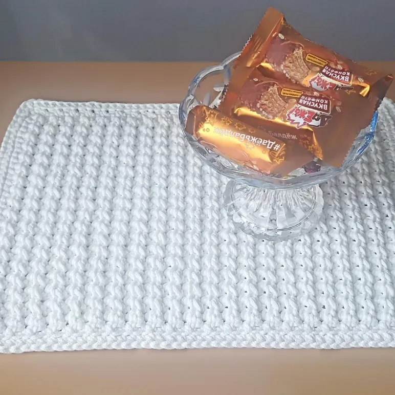 Салфетка декоративная