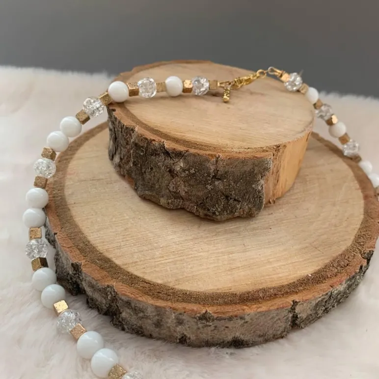 Ожерелье из натуральных камней