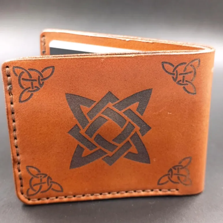 Кожаный кошелëк "Звезда Руси".