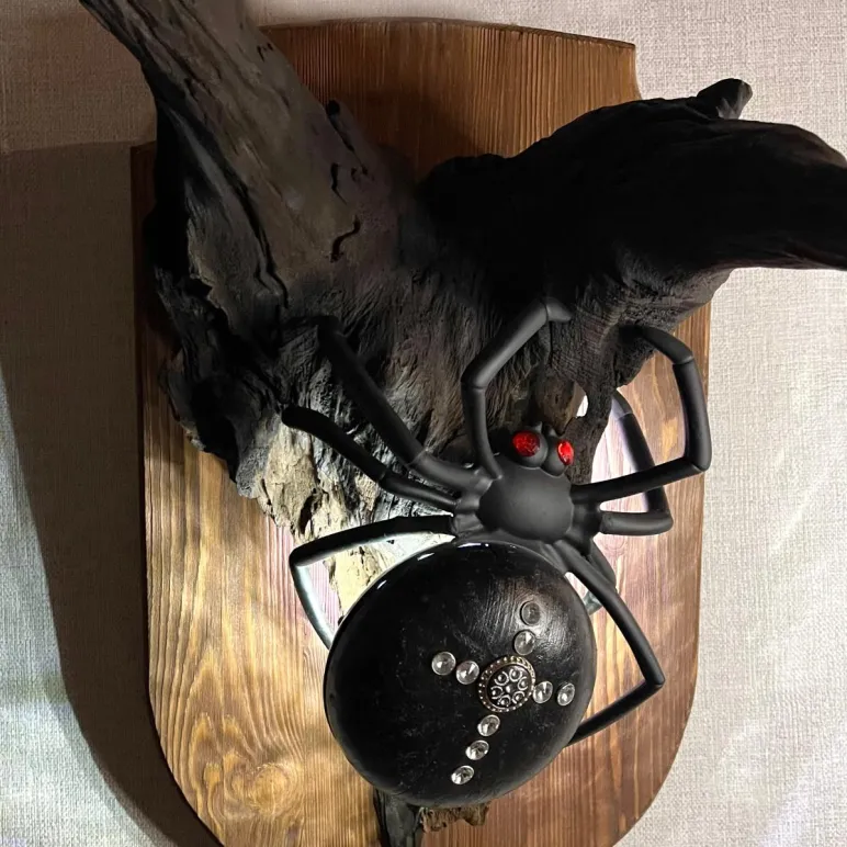 Настенное бра «Паук»