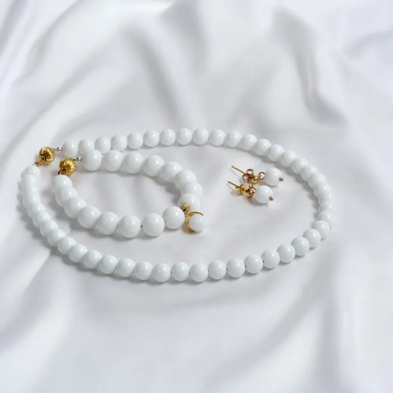 Комплект украшений ручной работы