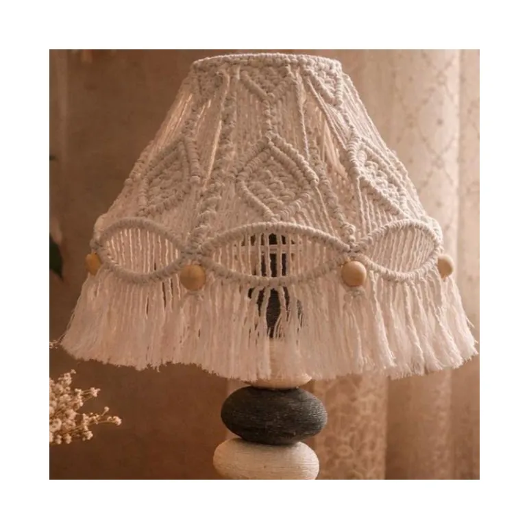 Настольная лампа в стиле Бохо