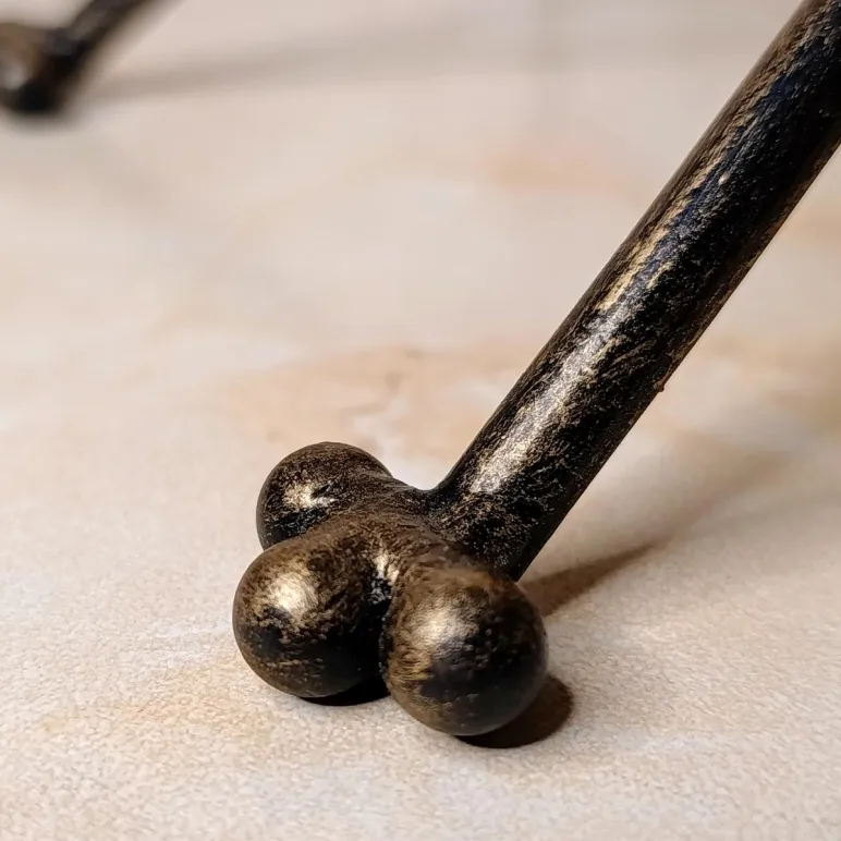 Кованая цветочница "Котик""