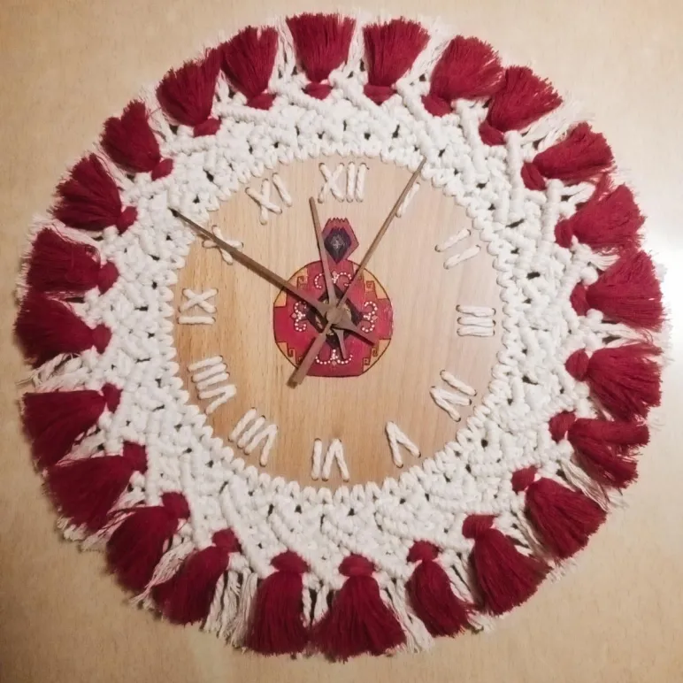Настенные часы ручной работы "Гранат"