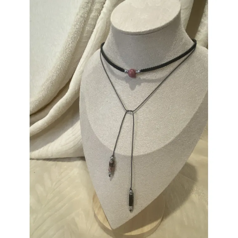 Колье - чокер с натуральным камнем Родонит