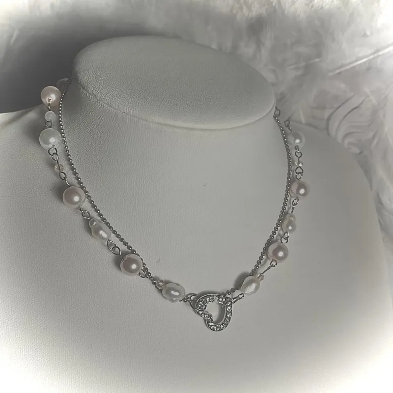 жемчужное ожерелье с сердцем