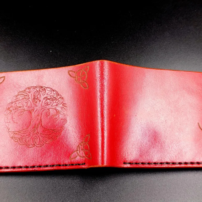 Кожаный кошелëк "Древо жизни".