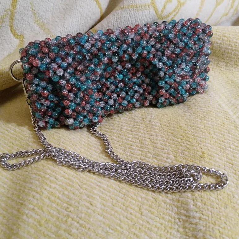 Сумочка из бусин "Мальдивы"