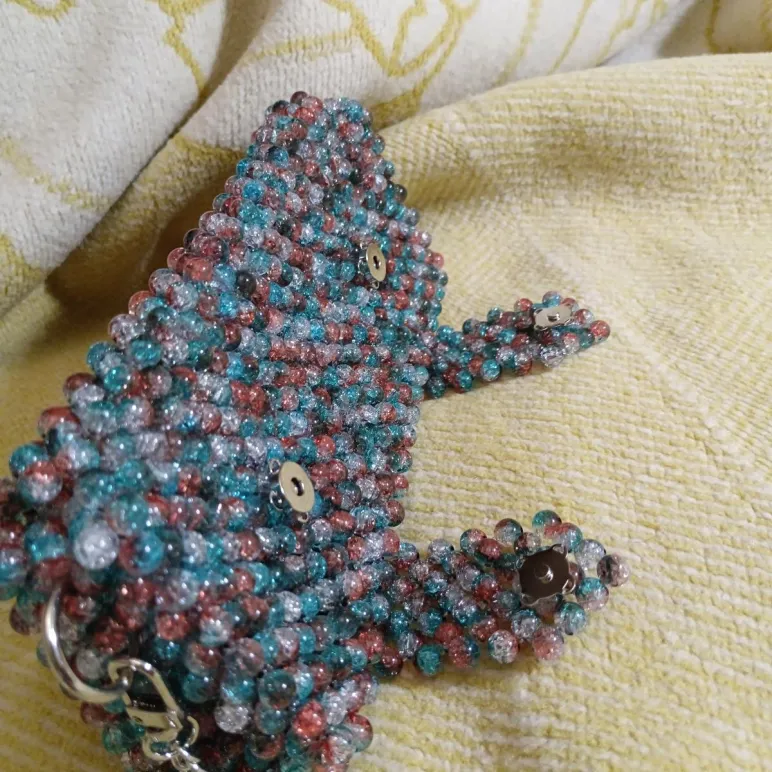 Сумочка из бусин "Мальдивы"