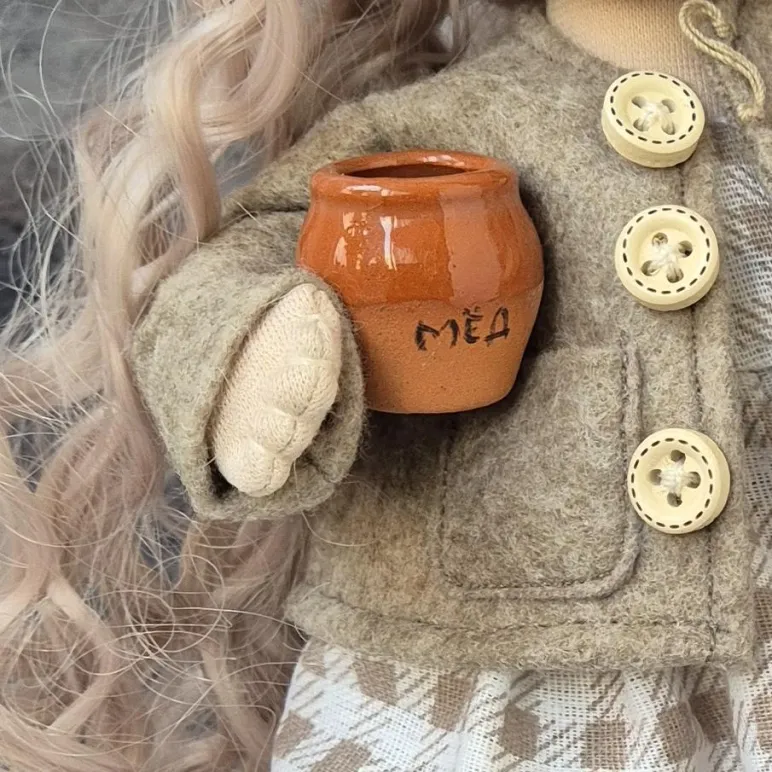 Кукла Медвежонок