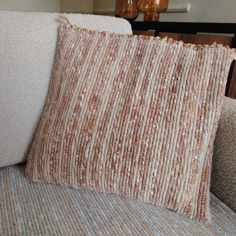 Домотканая подушка 35х35 см из хлопка. Ручное ткачество.