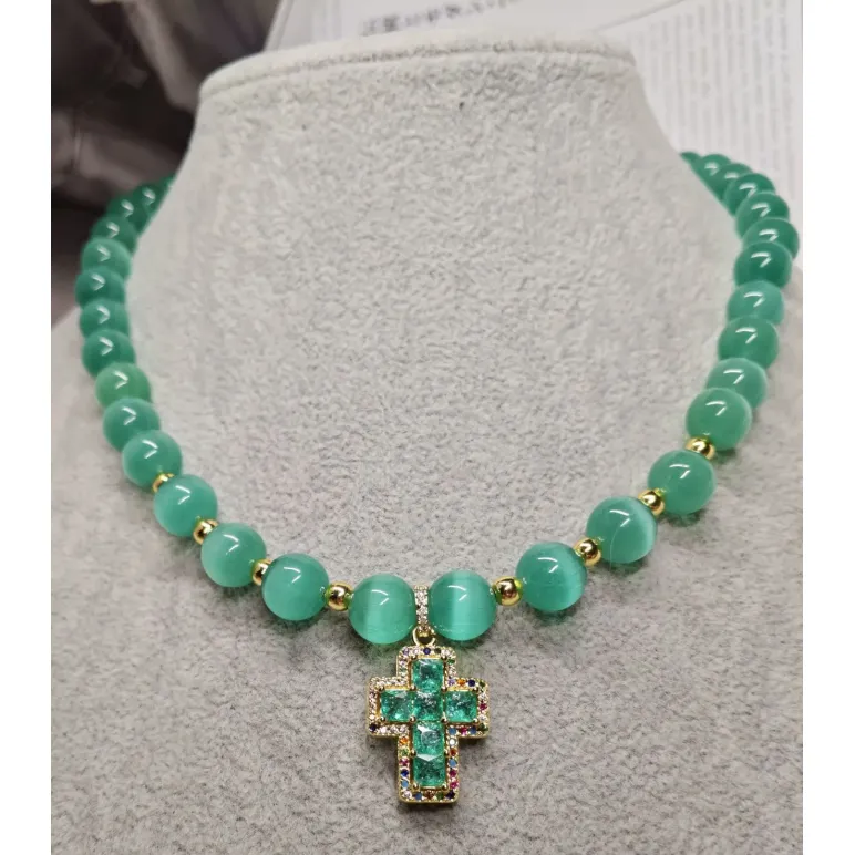 Бусы кошачий глаз с крестиком