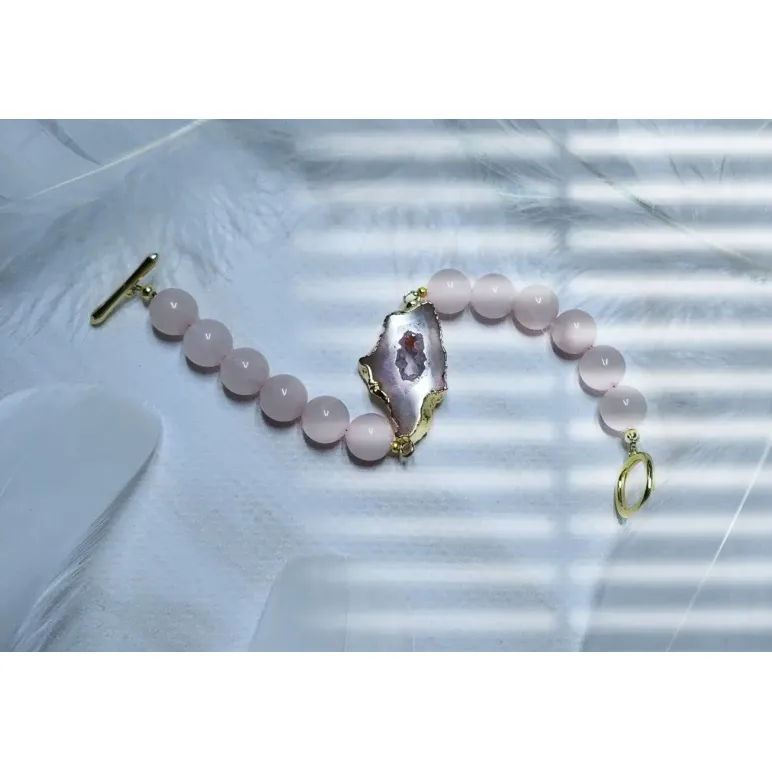 Браслет из розового кварца с друзой