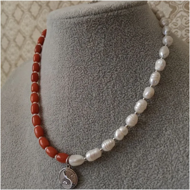 Бусы из речного жемчуга и запеченного коралла с кулоном "Инь-Янь" серебро 925, браслет в подарок при покупке в течении 3х дней