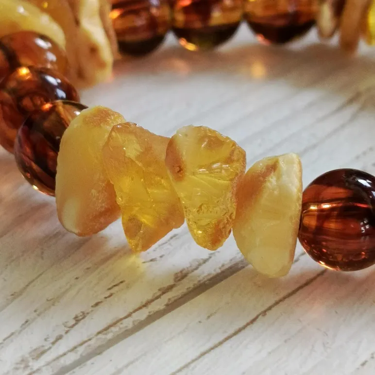 Браслет из янтаря