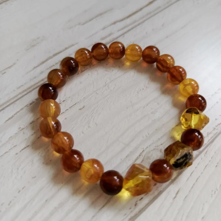 Браслет из янтаря