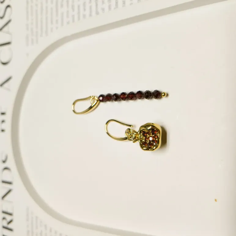 Комплект: бусы из натурального граненого граната и подвески с гранатом под золото, серьги с гранатом