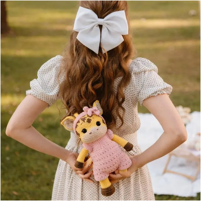 Вязаный жираф ручной работы