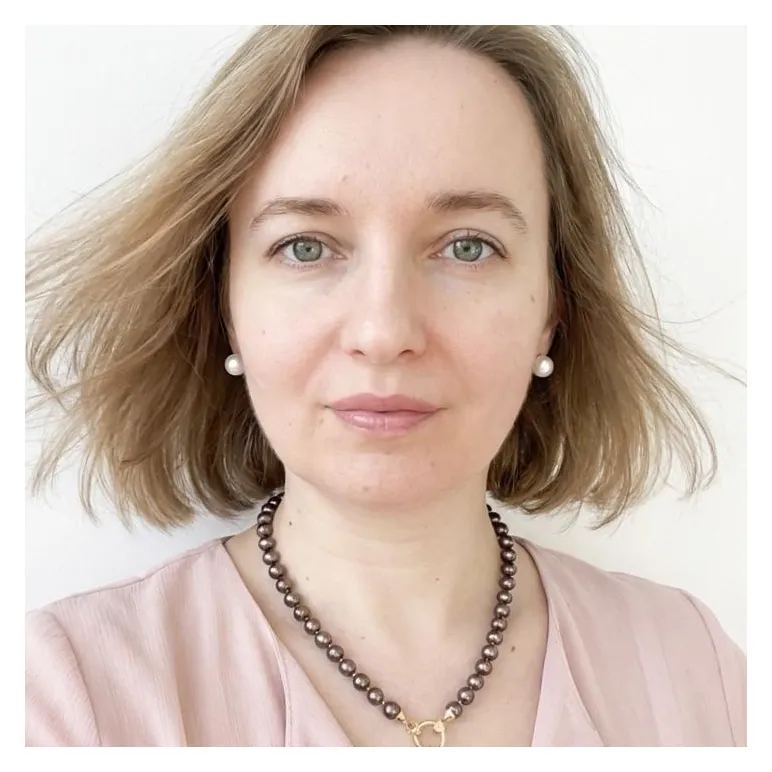 Колье из шоколадного жемчуга майорка, подвеска лист пальмы позолота.