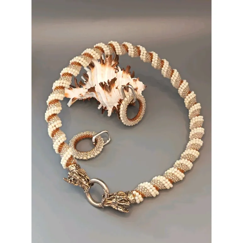 Жгут-колье "Дракон" и серьги бублики ручной работы.