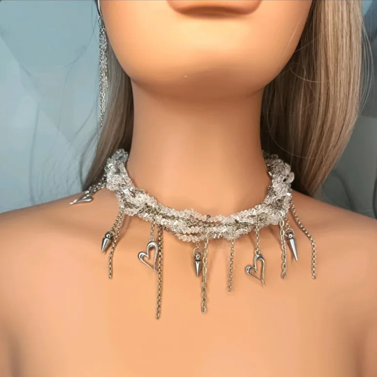 Чокер "Хрустальный" и серьги.