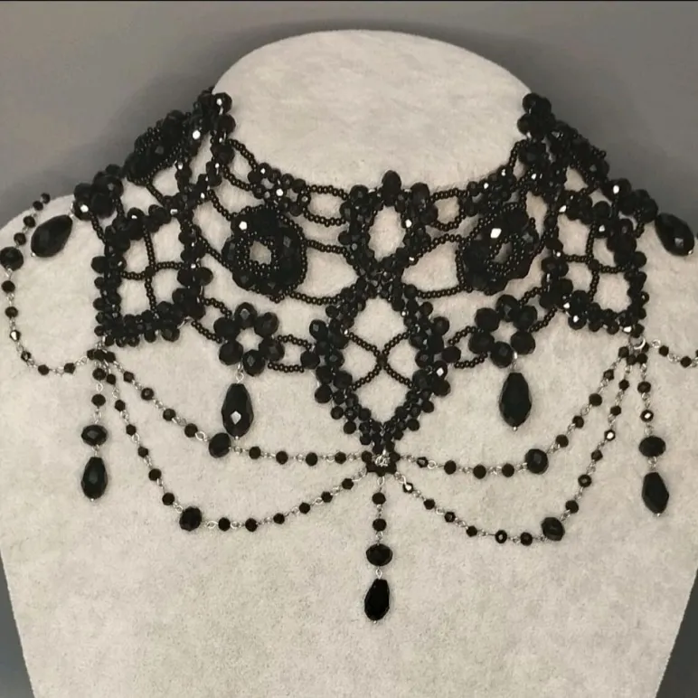 Колье "Милен Фармер"ручной работы.