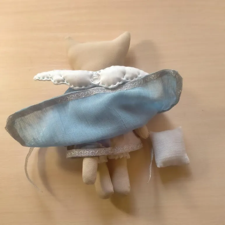 текстильная кукла Спящий ангел котенок