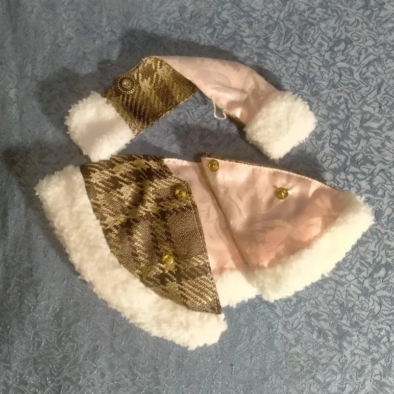 Одежда, пончо для куклы Анны из мультфильма "Холодное сердце"