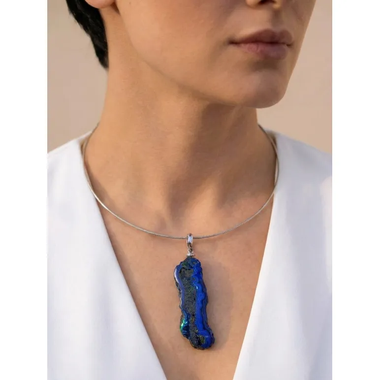 Кулон-подвеска из натурального азурита «Горный ручей» ручной работы