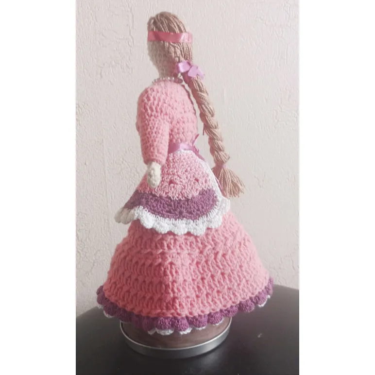 Вязаная кукла-оберег