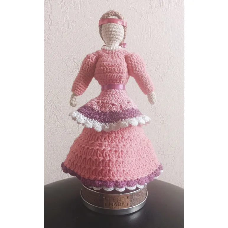 Вязаная кукла-оберег