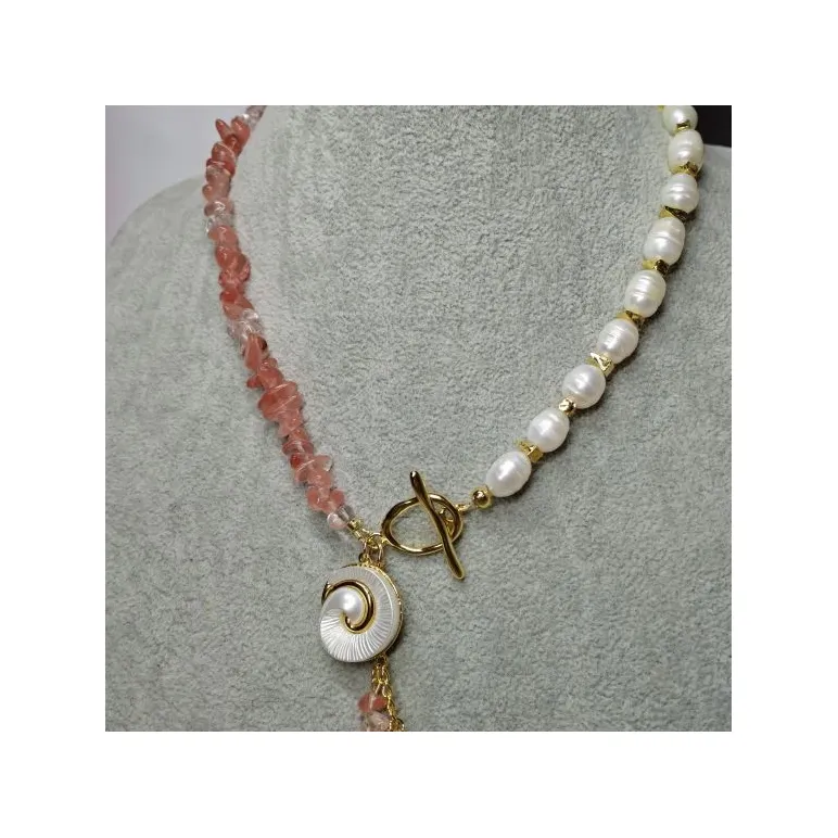 Комплект: колье, браслет и серьги из натурального речного жемчуга и кварца с подвесками