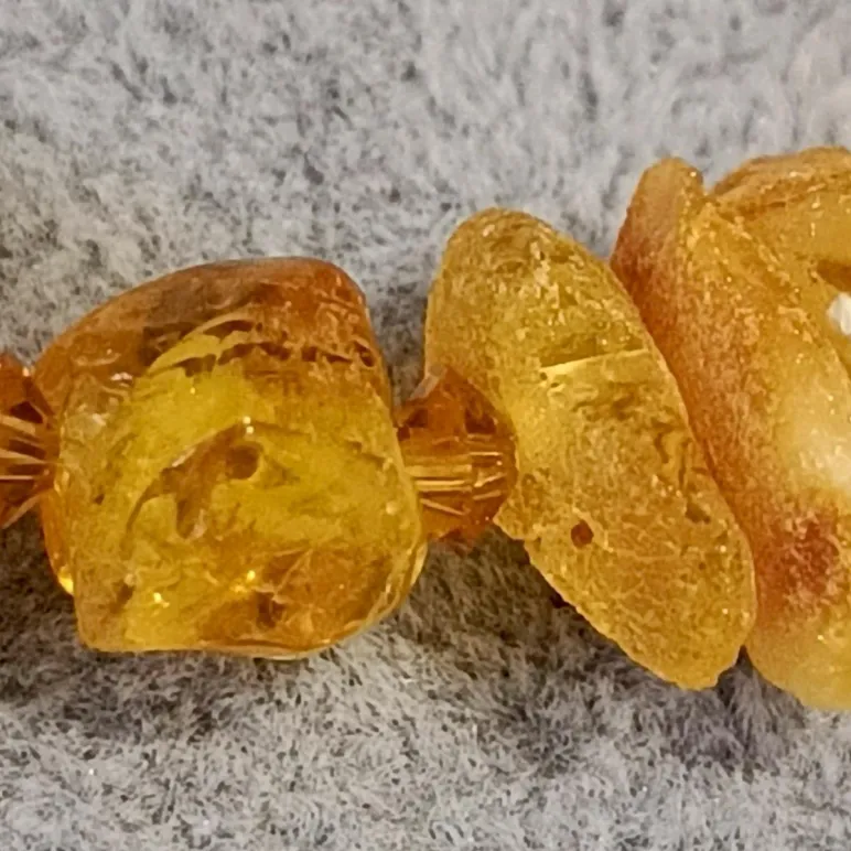 Колье из янтаря