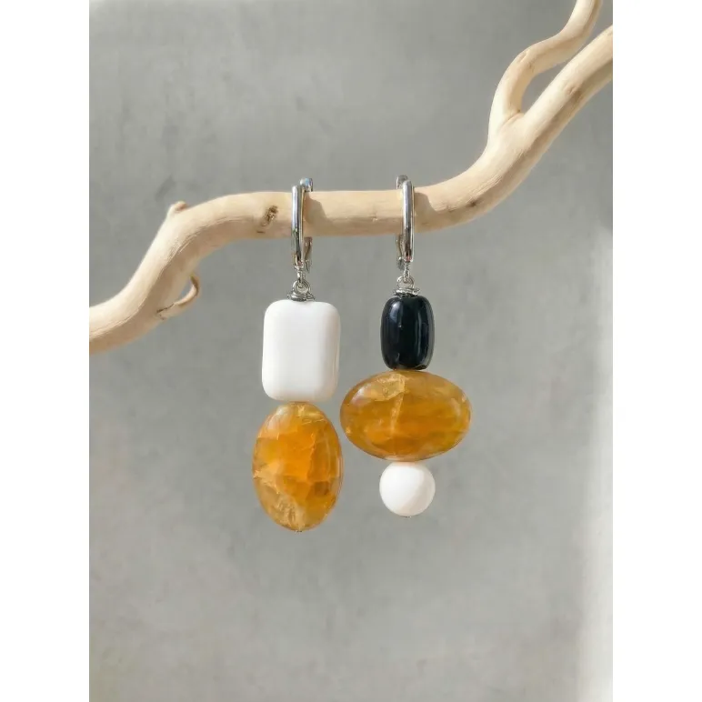 Асимметричные серьги с симбирцитом, белым и черным агатом ручной работы | Серьги в стиле геометрия с натуральными камнями