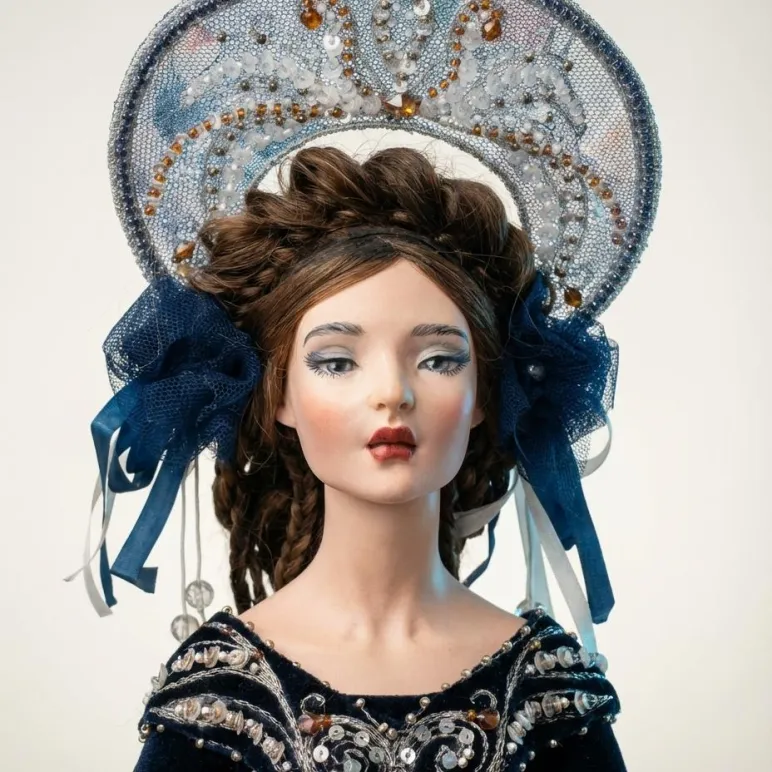 Королева фарфорового бала