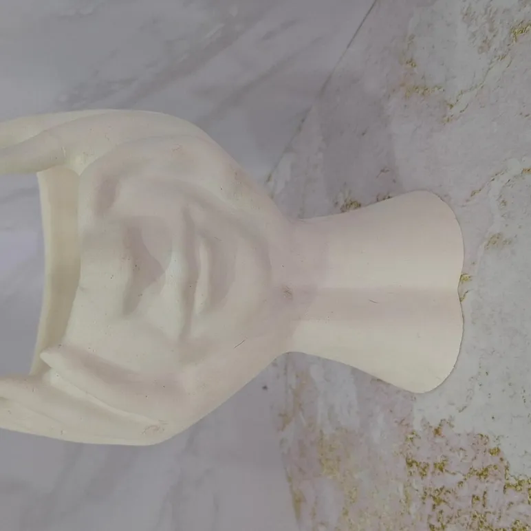 Изделия из гипса