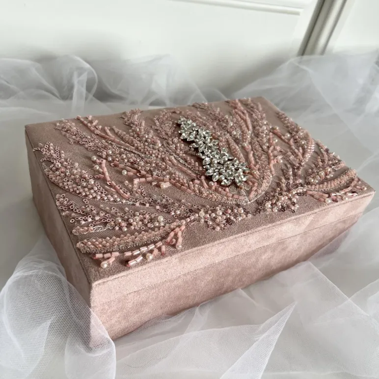 Шкатулка для украшений, розовая