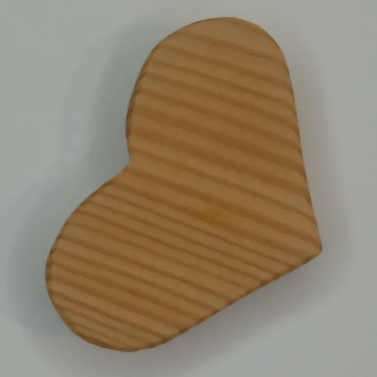 Сердечки из дерева для декора 10шт.