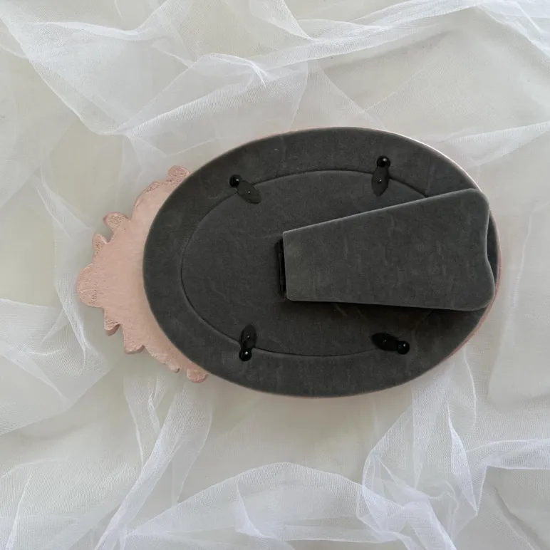 Фоторамка, розовая, с вышивкой из кристаллов