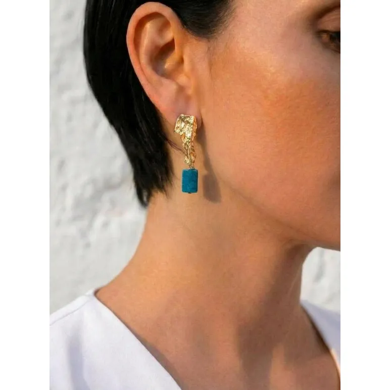 Серьги гвоздики с апатитом ручной работы, позолота