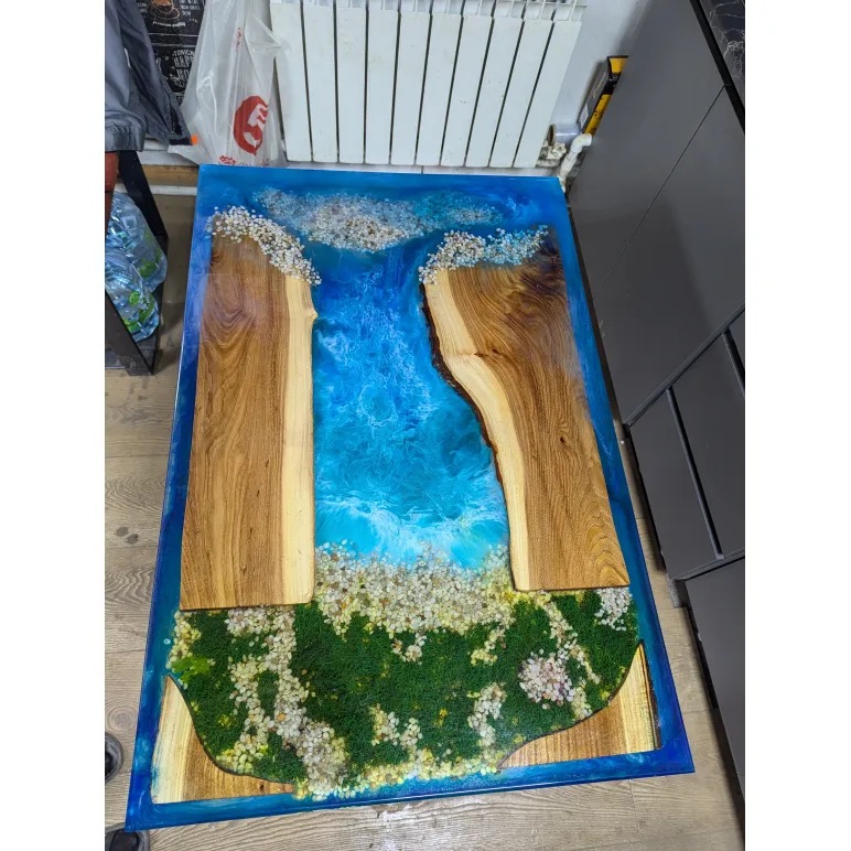 Журнальный столик