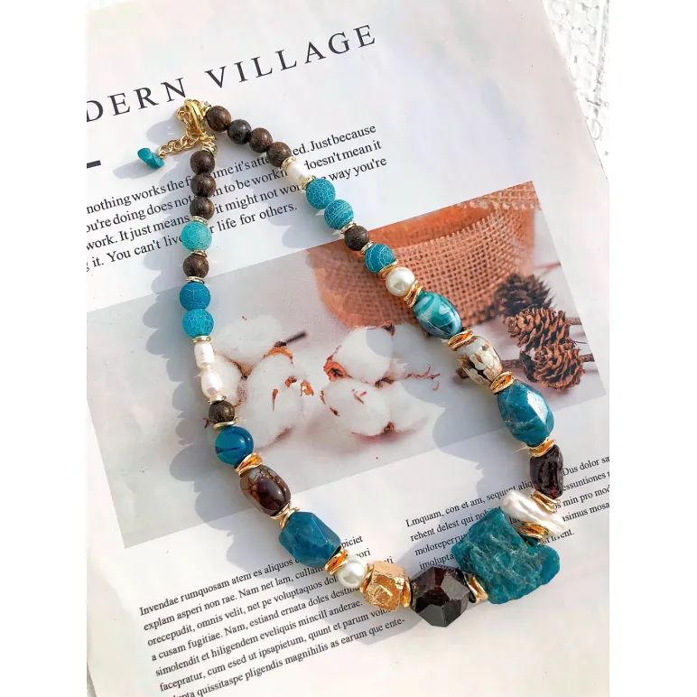 Колье из микса апатита, граната, агата, бронзита, лэмпворк, натурального и искусственного жемчуга