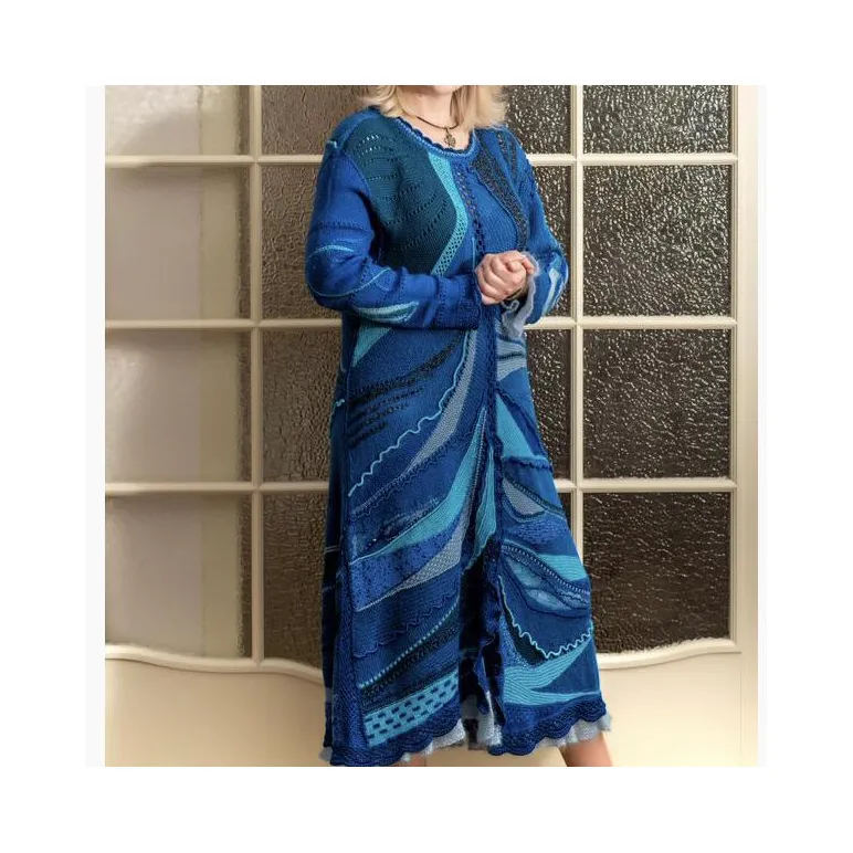 ГЛУБОКОЕ СИНЕЕ МОРЕ вязаное платье