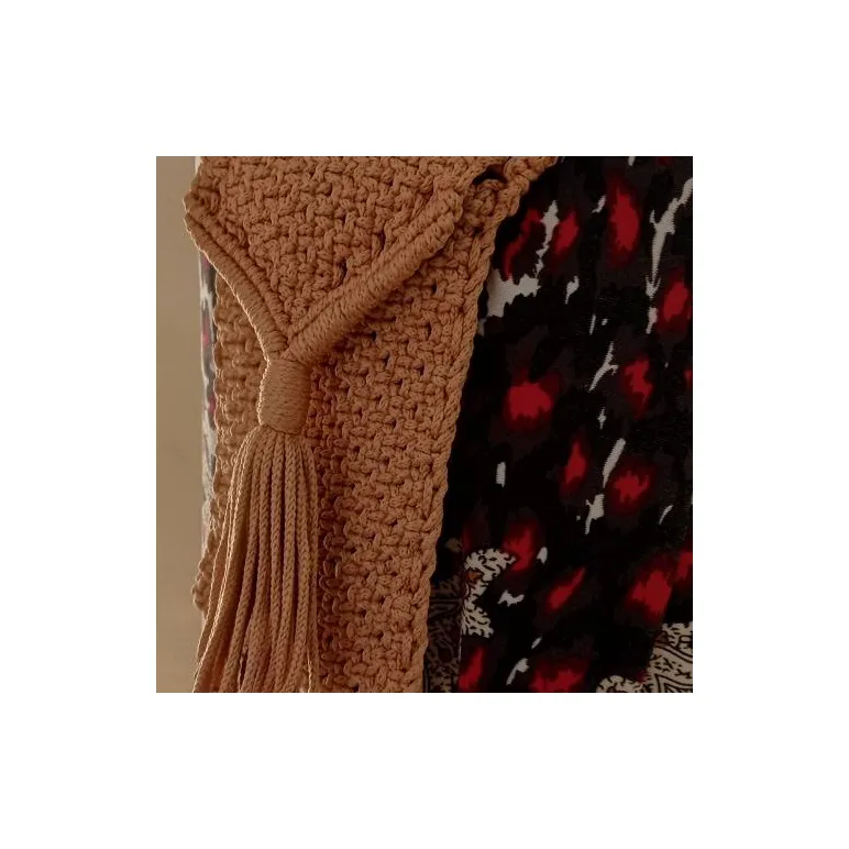 Сумочка для телефона макраме