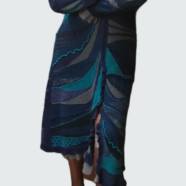 ГЛУБОКОЕ СИНЕЕ МОРЕ вязаное платье