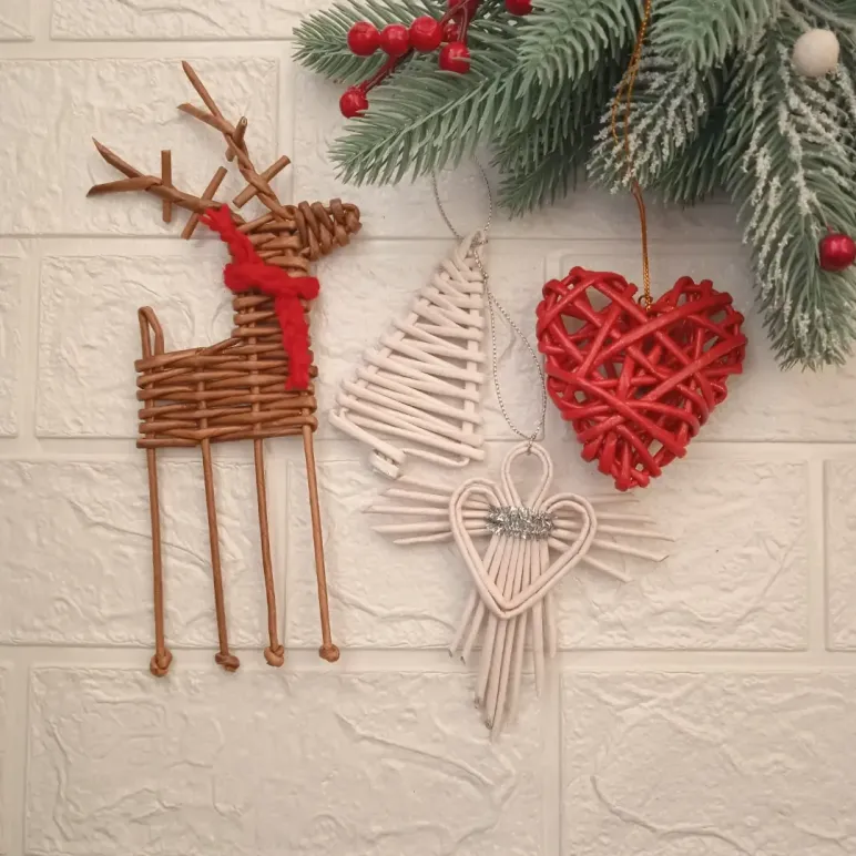 Новогодняя игрушка "олень"