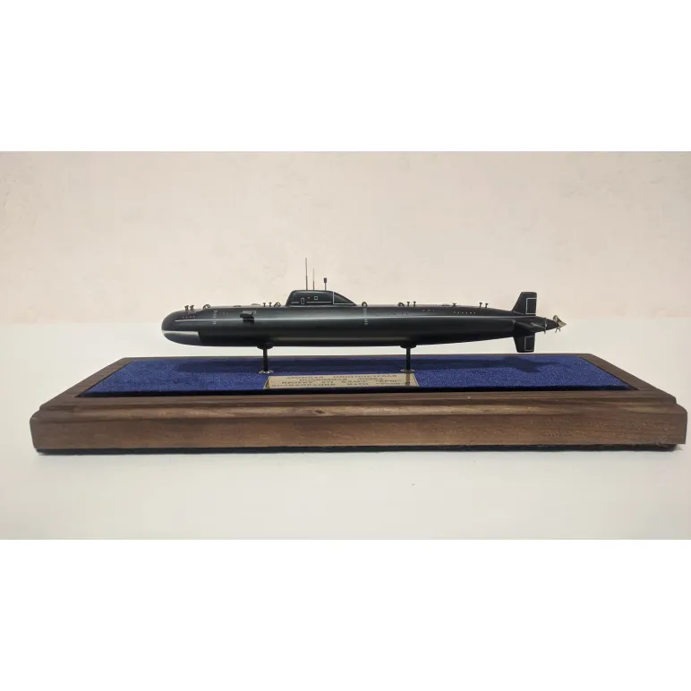 Модель АПЛ 671 "Ёрш". Подводная лодка